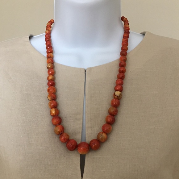 Apple coral long bead necklace - Picture 3 of 6